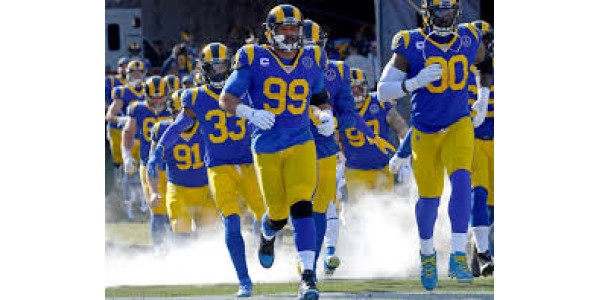 Los Angeles Rams dévoile un nouveau maillot de style